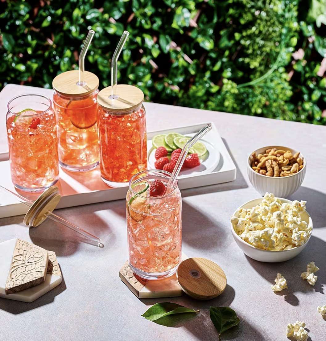 SKY-TOUCH 2 Pcs 550ml Glass Cups with Bamboo Lids and Straws, Clear Iced Coffee Glasses Set, Cute Aesthetic Reusable Drinking Tumblers with Cleaning Brush for Tea, Coffee, Smoothie, Soda