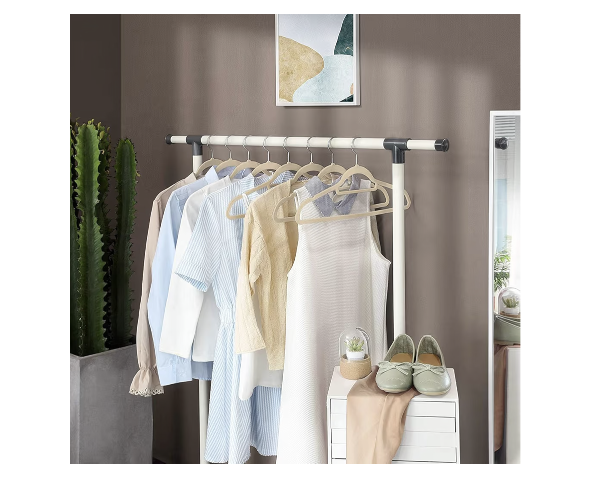 Red Dot Gift®10-Pack Beige Non-Slip Velvet Hangers 42cm With 360 Degree Rotatable Hook - Durable & Slim