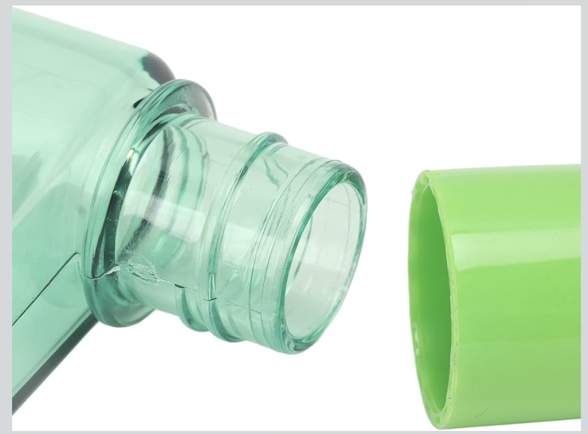 Flat Water Bottle, Portable Travel Mug, 420ml Slim Plastic Reusable Bottle with Cover & Round Hole for School, Sports, Travel, Dining, Green