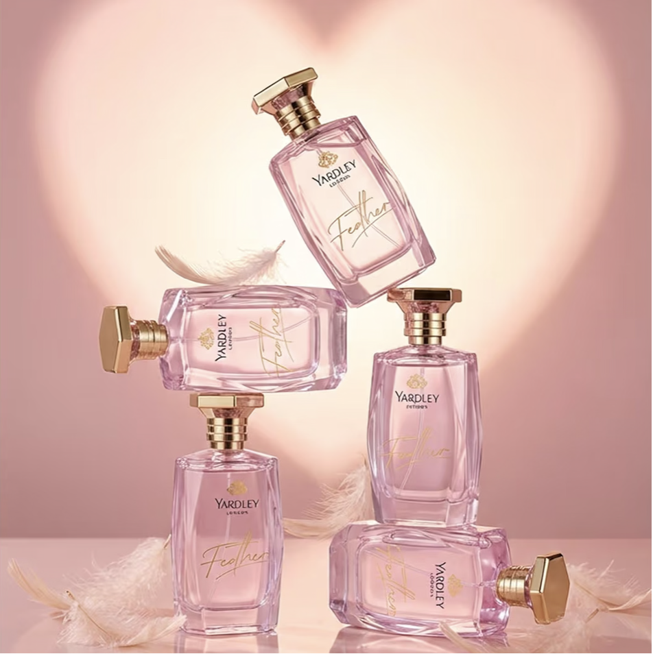 عطر ياردلي فيذر أو دو بارفان للنساء الراقيات - 100 مل | بنفسجي، زنبق أبيض، ورد، وبنفسج يدوم طويلاً