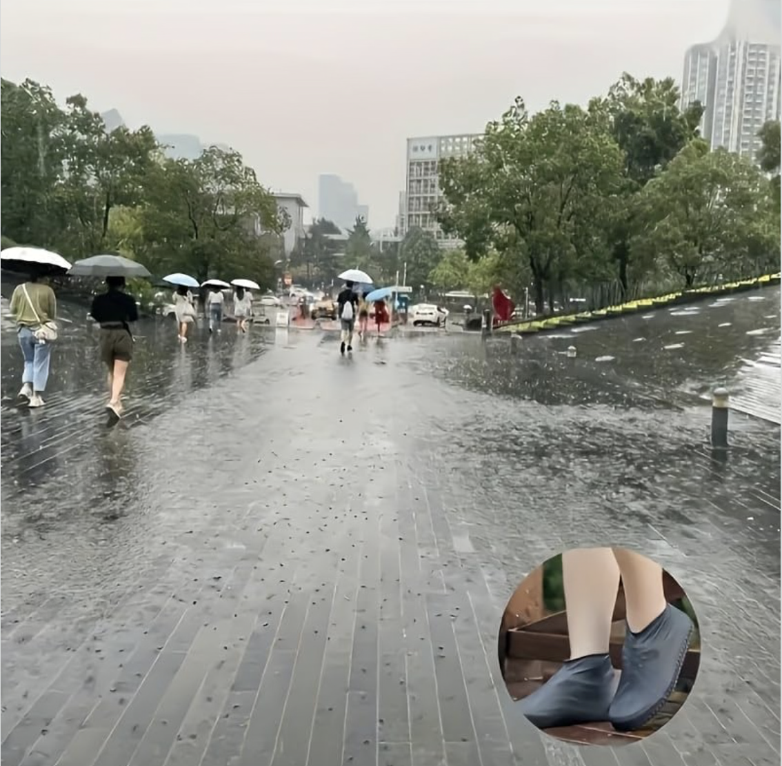 Silicone Shoe Covers - Waterproof and rainproof, reusable and non-slip, durable, stretchy and easy to clean