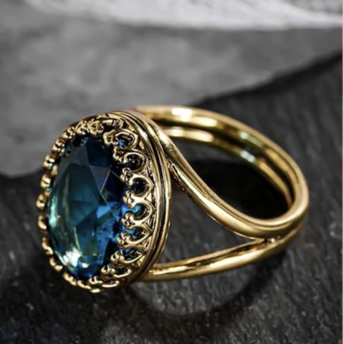 Gorgeous Simple Blue Cubic Zirconia Rings for Women Temperament Jewelry for Anniversary Party