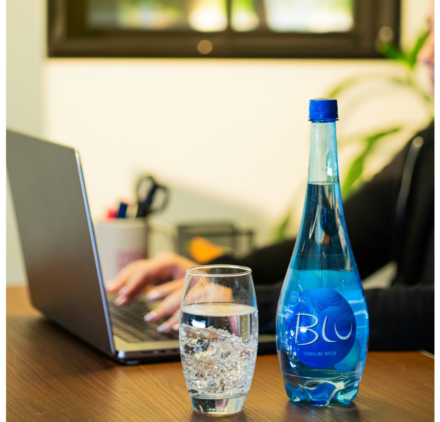 Oasis Blu Sparkling Water, 6 x 500 ml